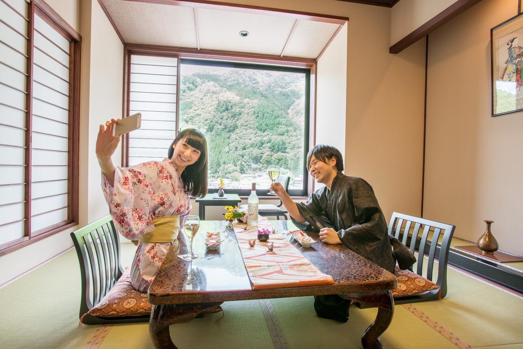 Готель Yamamizuki Urara Tsutaya Кісо Номер фото